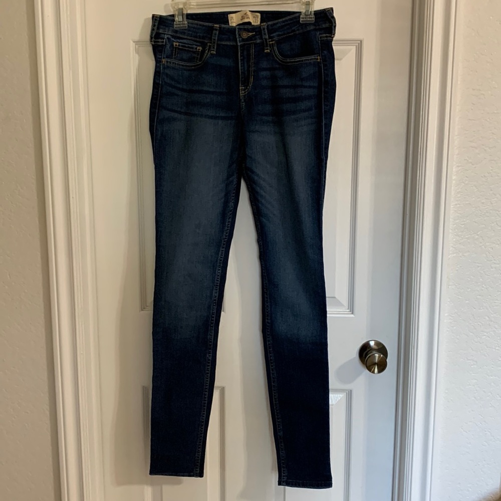 Hollister Super Skinny Jeans